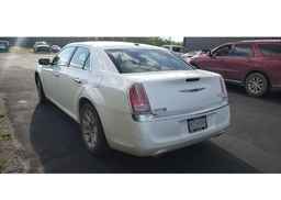 2011 CHRYSLER 300C