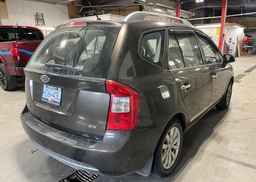 2012 KIA RONDO