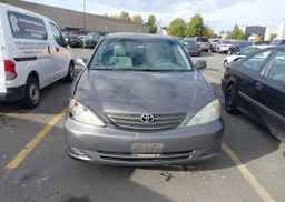 2004 TOYOTA CAMRY