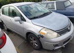 2009 NISSAN VERSA S