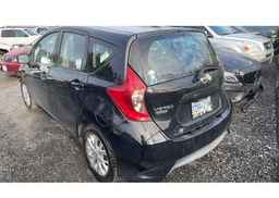 2017 NISSAN VERSA