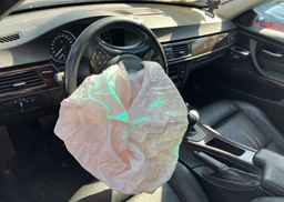 2006 BMW 330I