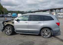 2017 HONDA PILOT