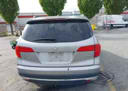 2017 HONDA PILOT