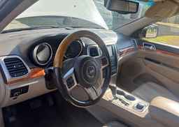 2011 JEEP GRAND CHEROKEE OVERLAND