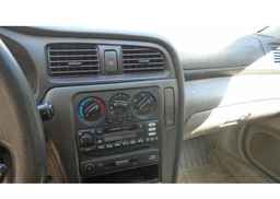 2000 SUBARU LEGACY L