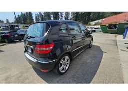 2011 MERCEDES-BENZ B200 T
