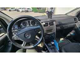 2011 MERCEDES-BENZ B200 T