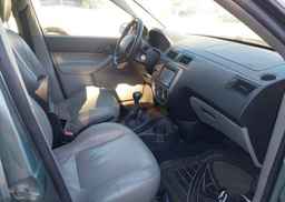 2005 FORD FOCUS ZX5