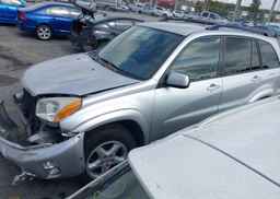 2002 TOYOTA RAV4