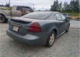 2006 PONTIAC GRAND PRIX