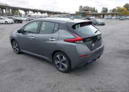 2022 NISSAN LEAF