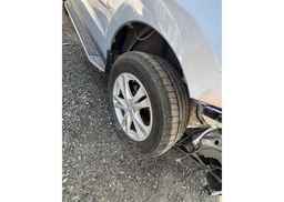 2010 HYUNDAI SANTA FE SE