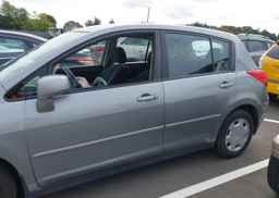2011 NISSAN VERSA S