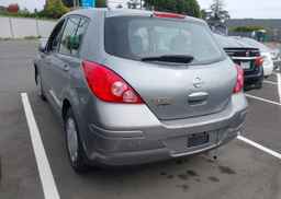 2011 NISSAN VERSA S