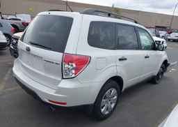 2010 SUBARU FORESTER XS