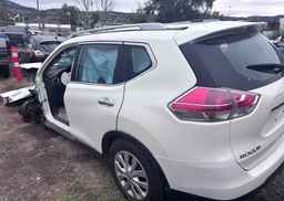 2014 NISSAN ROGUE