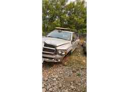 2004 DODGE RAM 1500 ST