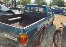 1992 MAZDA B2600 CAB PLUS
