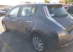 2016 NISSAN LEAF