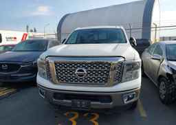 2016 NISSAN TITAN