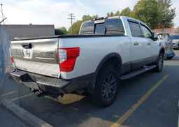 2016 NISSAN TITAN