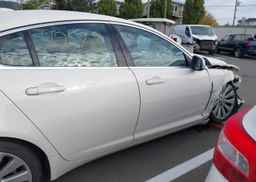 2009 JAGUAR XF