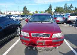2002 VOLVO S40