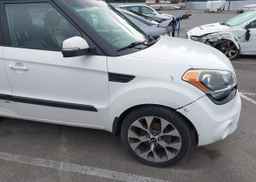 2012 KIA SOUL +