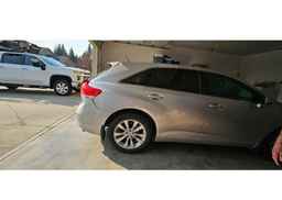 2010 TOYOTA VENZA