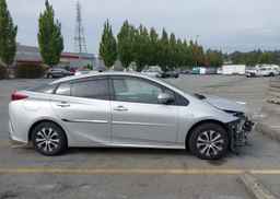 2020 TOYOTA PRIUS