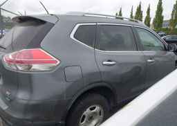 2015 NISSAN ROGUE