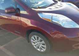 2016 NISSAN LEAF