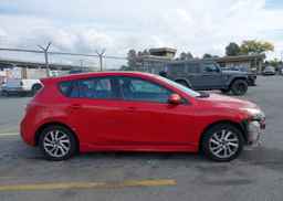 2013 MAZDA 3 I