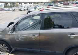 2012 KIA SORENTO LX