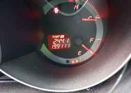 2004 MAZDA 3 S