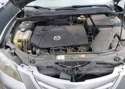 2004 MAZDA 3 S