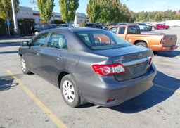 2013 TOYOTA COROLLA S