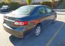 2013 TOYOTA COROLLA S