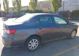 2013 TOYOTA COROLLA S