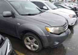 2007 MITSUBISHI OUTLANDER XLS
