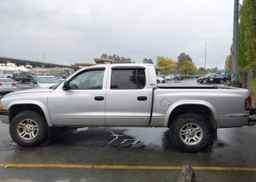2001 DODGE DAKOTA QUAD
