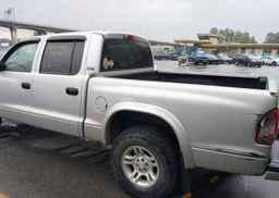 2001 DODGE DAKOTA QUAD