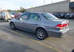 2001 HONDA ACCORD LX