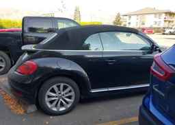 2013 VOLKSWAGEN BEETLE