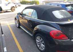 2013 VOLKSWAGEN BEETLE
