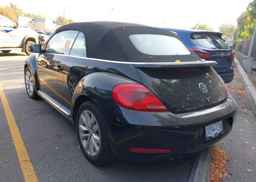 2013 VOLKSWAGEN BEETLE