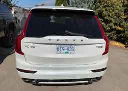 2017 VOLVO XC90