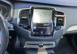2017 VOLVO XC90