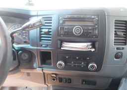 2013 NISSAN 2500
